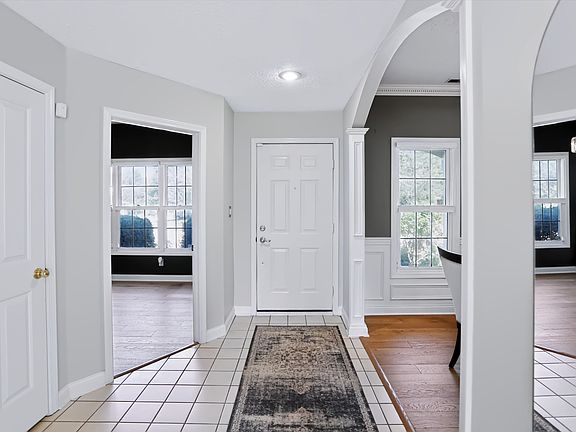 3rd image of 14602 Setters Rd