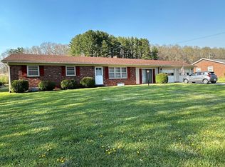 3075 Pipers Gap Rd, Galax, VA 24333