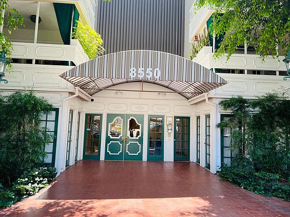 4th image of 8550 Holloway Dr APT 102