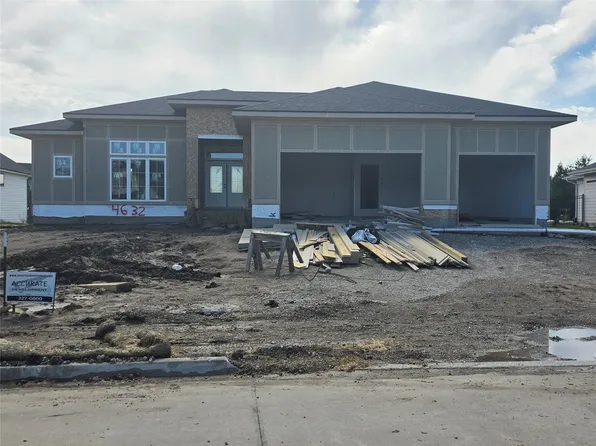 4632 161st Ct, Urbandale, IA 50323