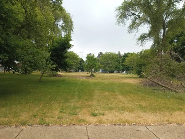 Vl E Grout St, Gladwin, MI 48624