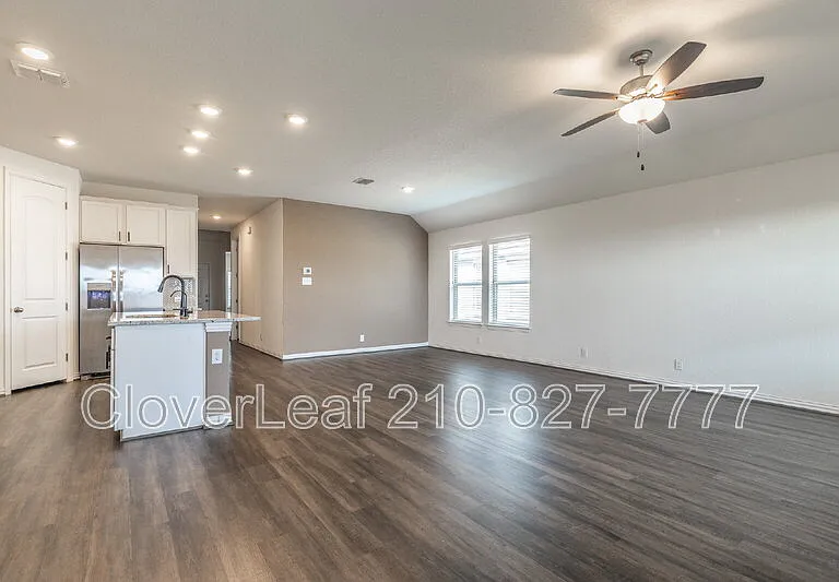 1322 Cool River Ct — Photo 10