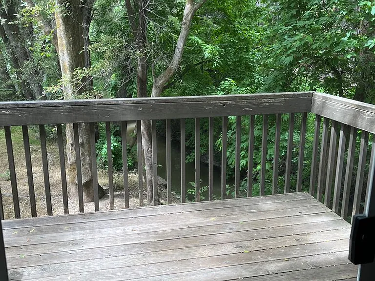 1076 Canyon Rd — Photo 21