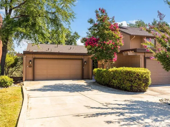 8859 Bluff Ln, Fair Oaks, CA 95628