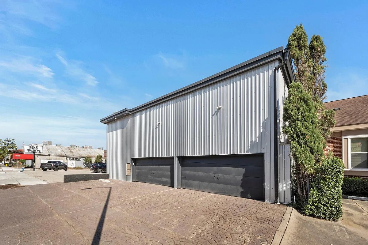 Building Photo - 234 Westheimer Rd #7