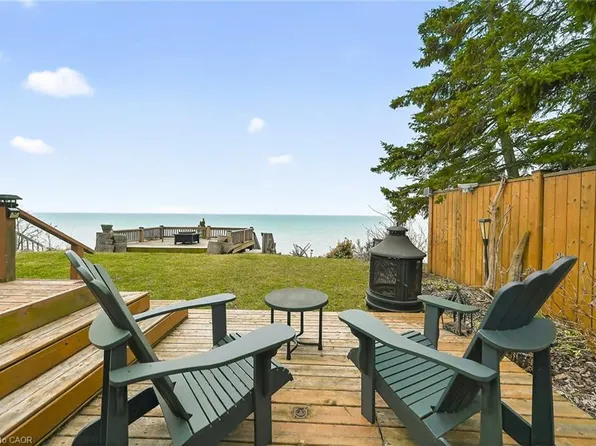 968 S Coast Dr, Selkirk, ON N0A 1L0