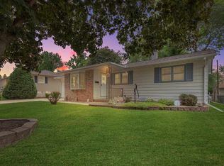 2316 Fairway Ln, Waterloo, IA 50701