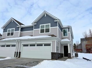 5413 Queens Dr NW, Rochester, MN 55901