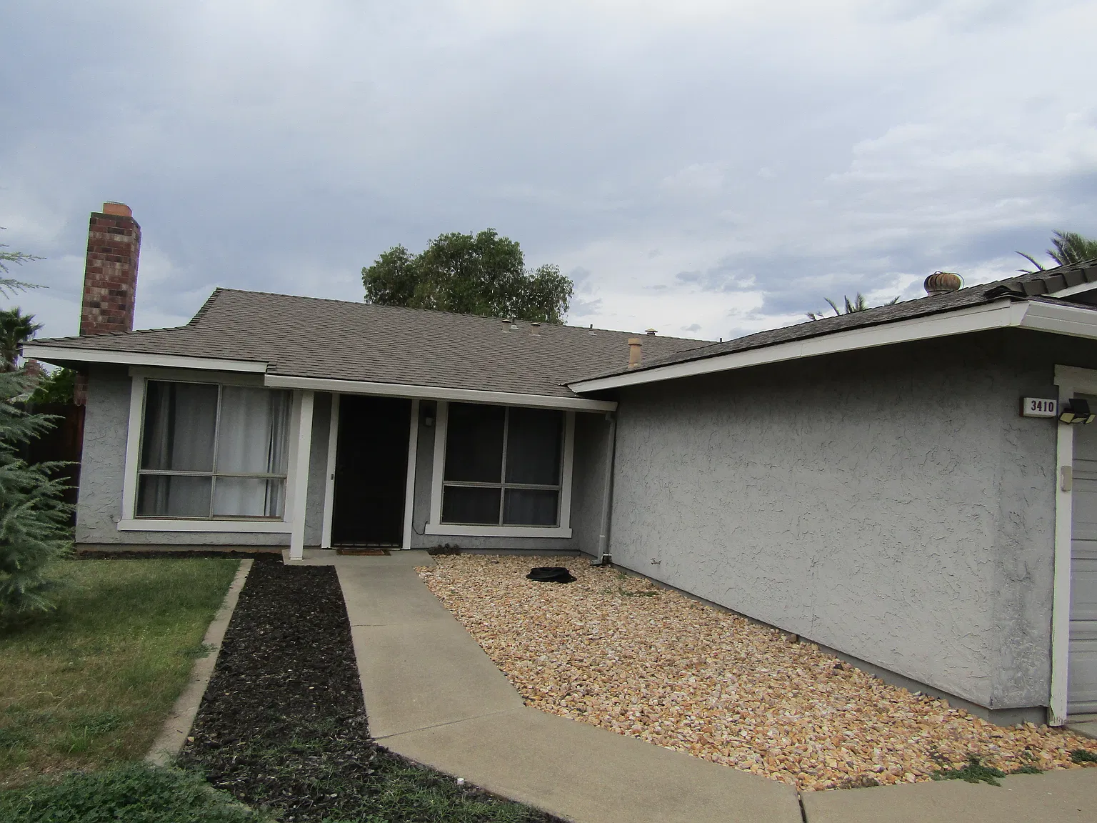 3 bed, 1163 sqft, $2,399 — Photo 2