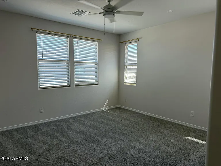 2820 N Evergreen St — Photo 6