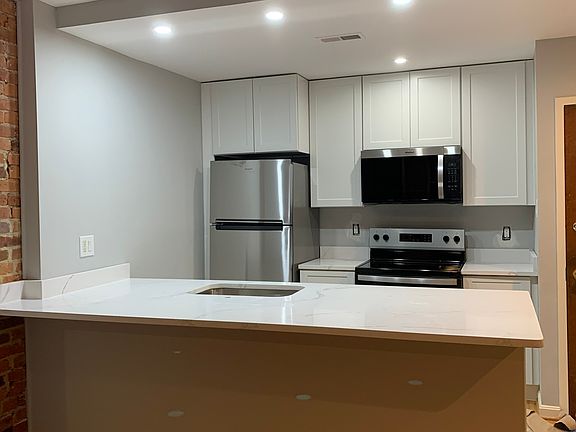 1st Flr - Open Kitchen design