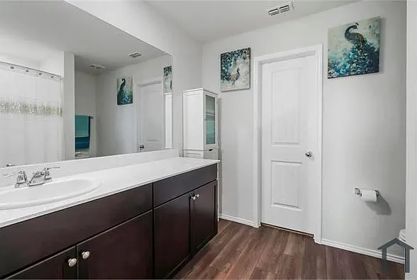 8228 High Garden St — Photo 3