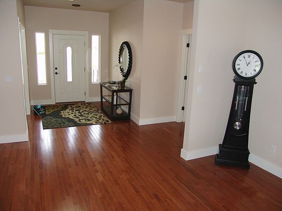 2nd image of 262 SW Teal Ct
