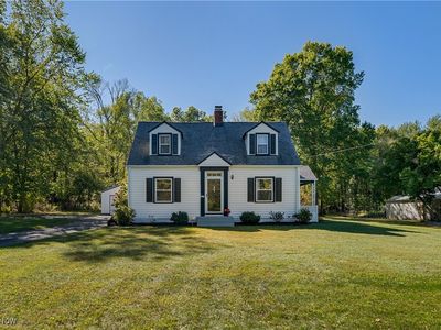 2061 Mathews Rd, Youngstown, OH, 44514