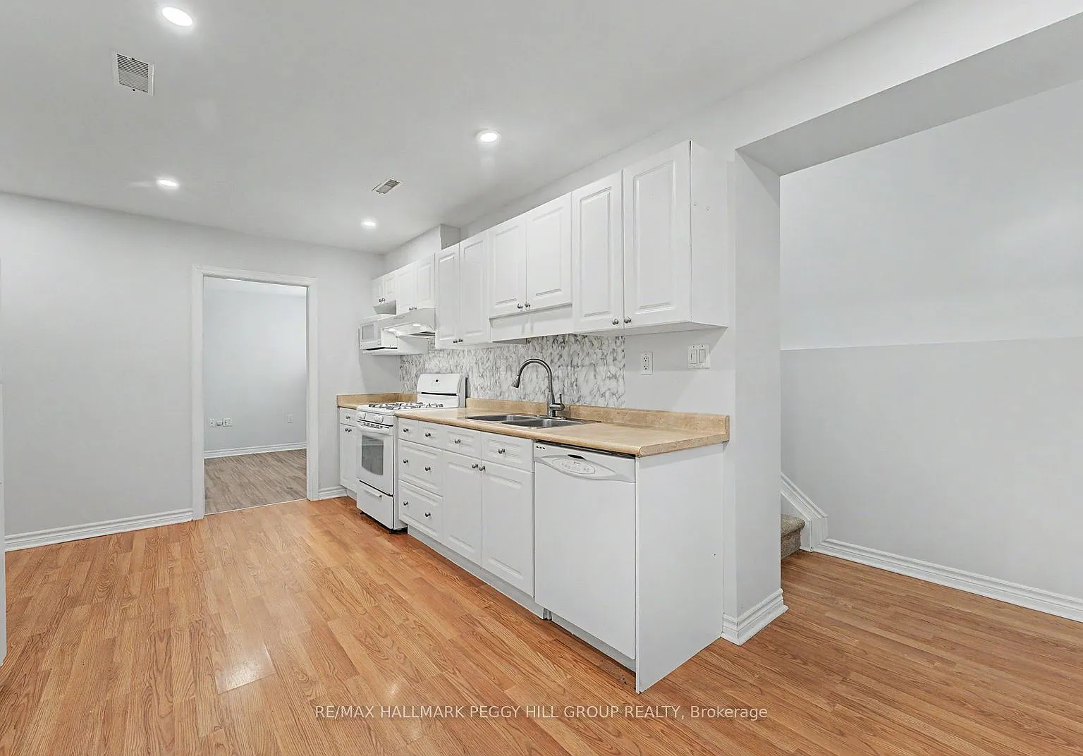 2 bed, $1,850 — Photo 2