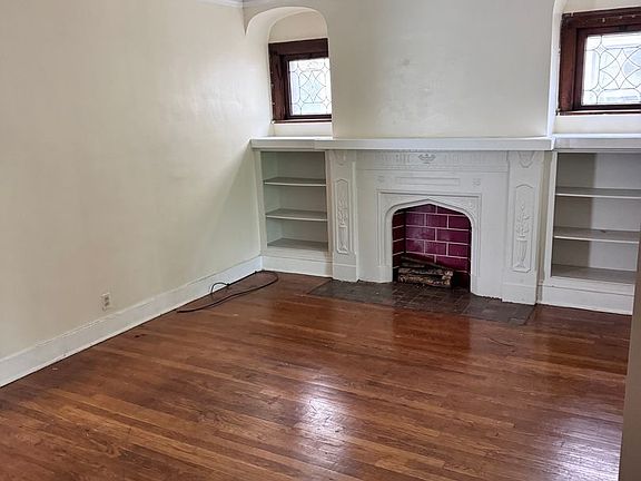 4th image of 12325 Crennell Ave #1