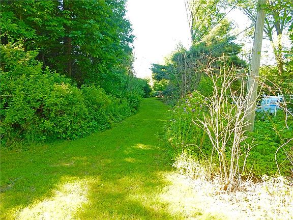 5th image of 3277 Connelly Park