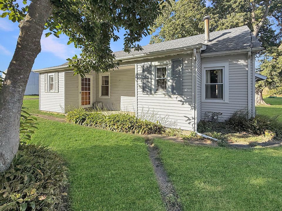 1st image of 101 E Pera St