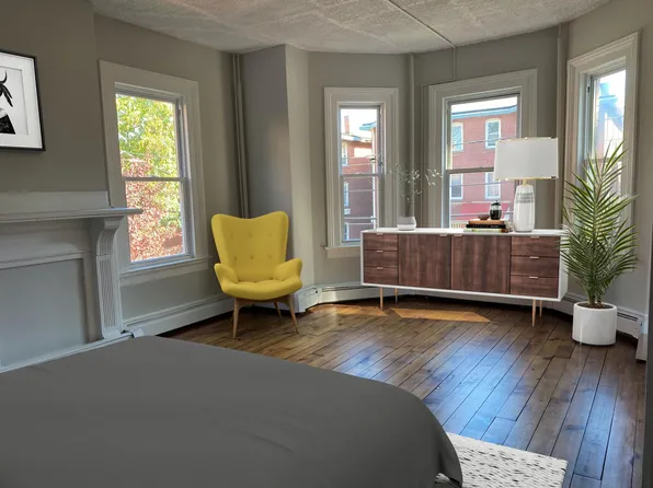 33 Babcock St, Hartford, CT 06106