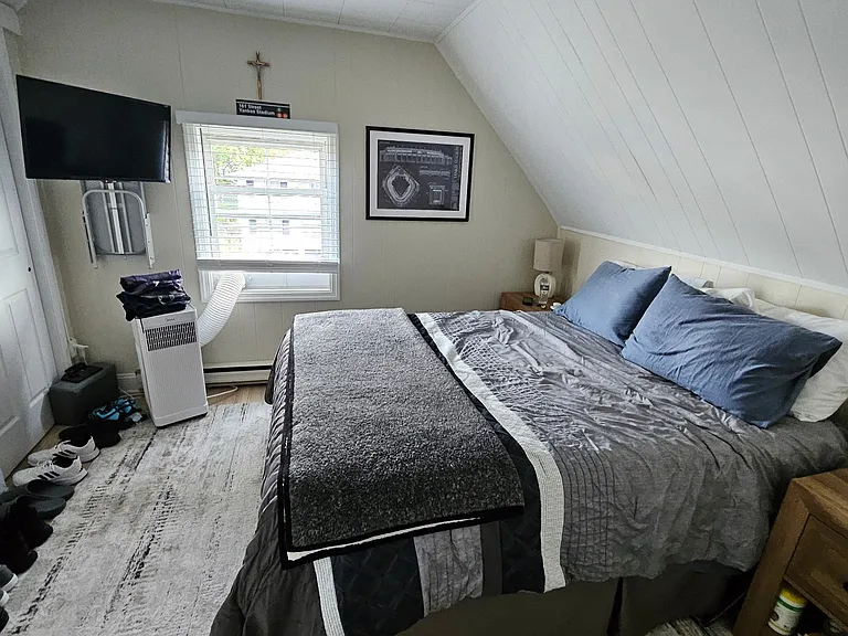 17 Washburn Pl #3 — Photo 4