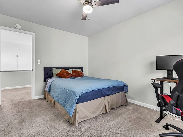 2435 Pinehurst Ct — Photo 44