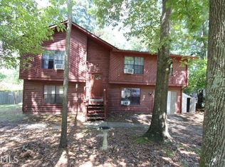 2492 Mistletoe Ln, Snellville, GA