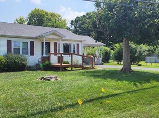 202 N Henderson Dr, Hopkinsville, KY 42240