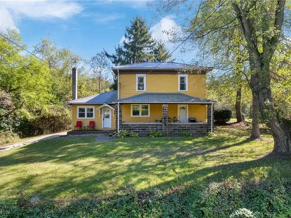2170 Carmont Ave NW, Massillon, OH 44647