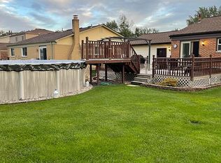 42520 Bishop Rd, Canton, MI 48188