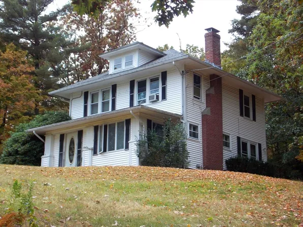 703 Main St, Oxford, MA 01540