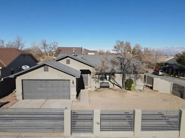 1342 Quartz Dr SW, Albuquerque, NM 87121