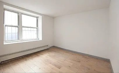 Rented by R New York