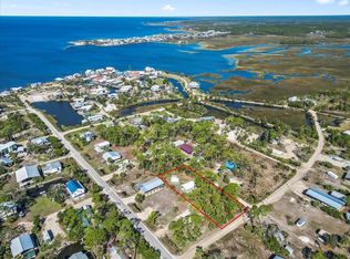 301 Kingfisher Rd, Perry, FL 32348