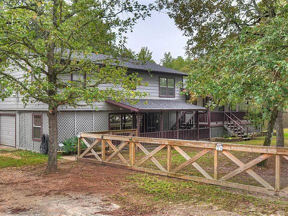 3rd image of 9333 Hickory Hills Dr