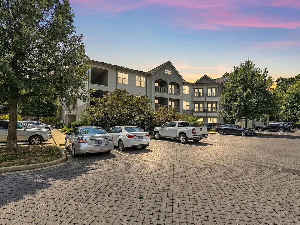 414 Rosedale Ave #309