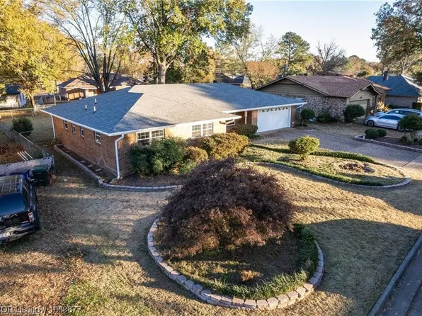 1922 N 44th Ter, Fort Smith, AR 72904