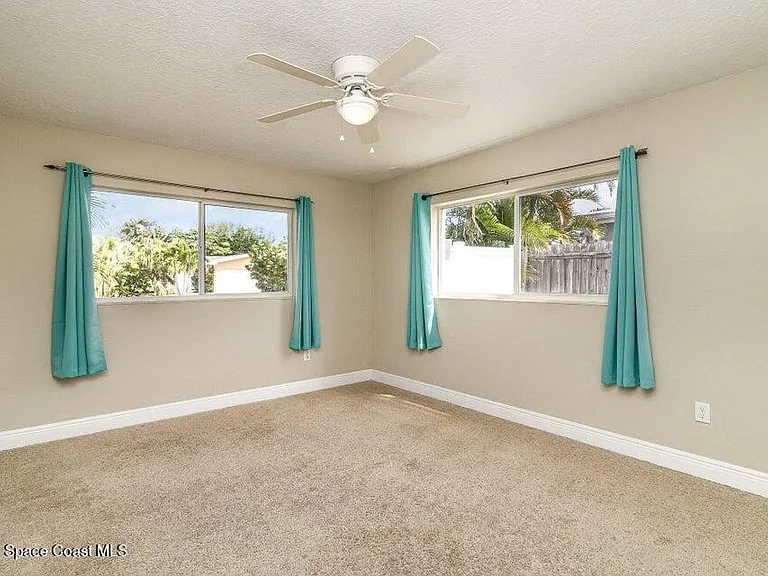 239 Glenwood Ave — Photo 16