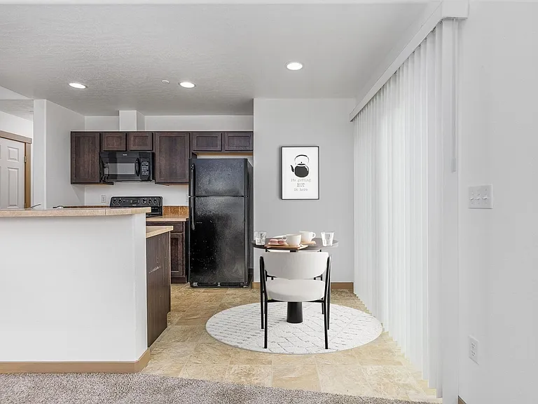 Highlands Townhomes — Photo 13