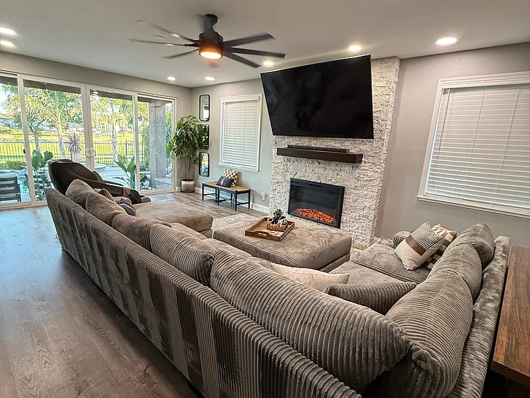 5330 Edgeview Dr — Photo 13