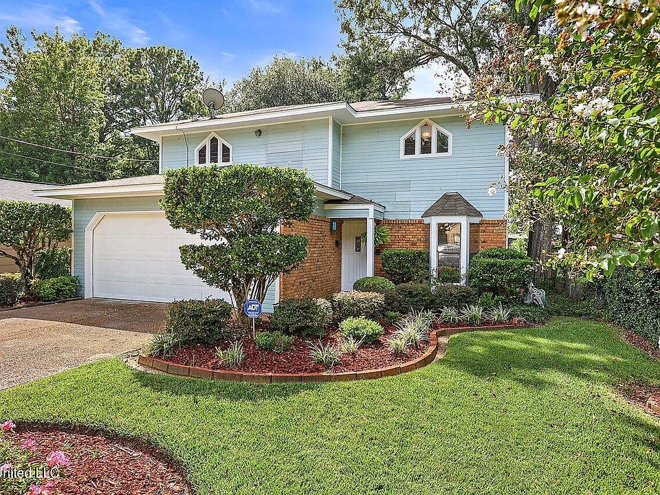 377 N West St, Canton, MS 39046 Zillow