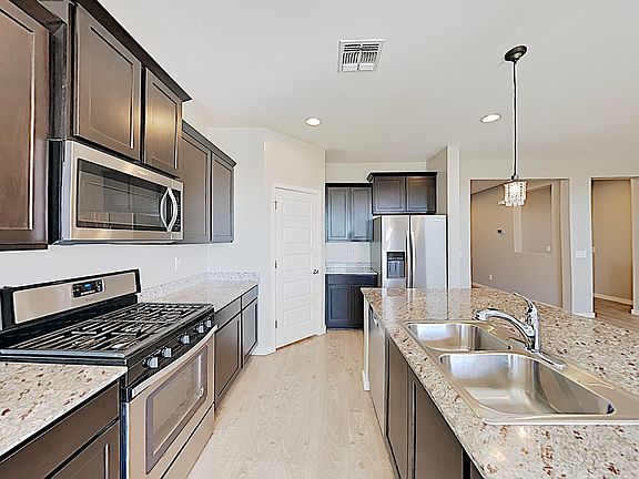 5th image of 40097 W Ganly Way