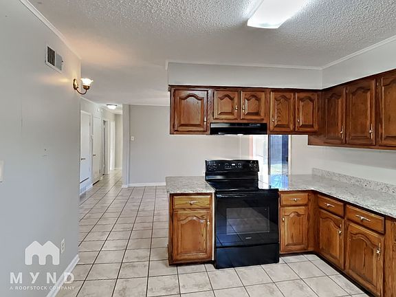 4th image of 1864 Coral Hills Dr