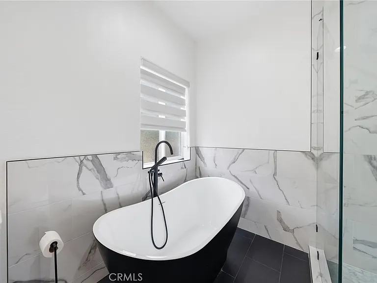 5803 Fullerton Ave — Photo 21