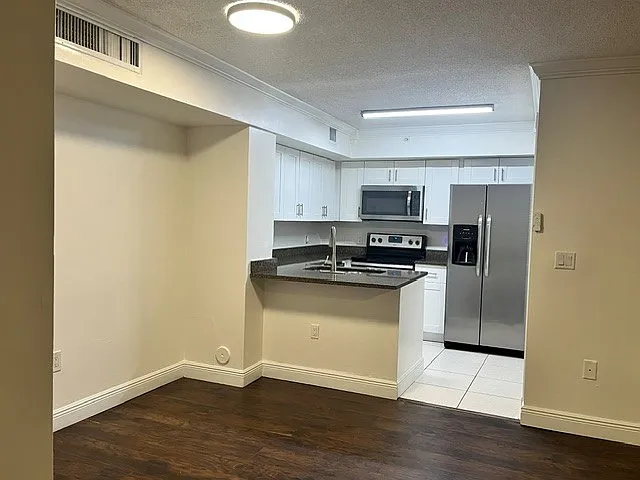 2 bed, 2.5 bath, 1190 sqft, $2,250 — Photo 4