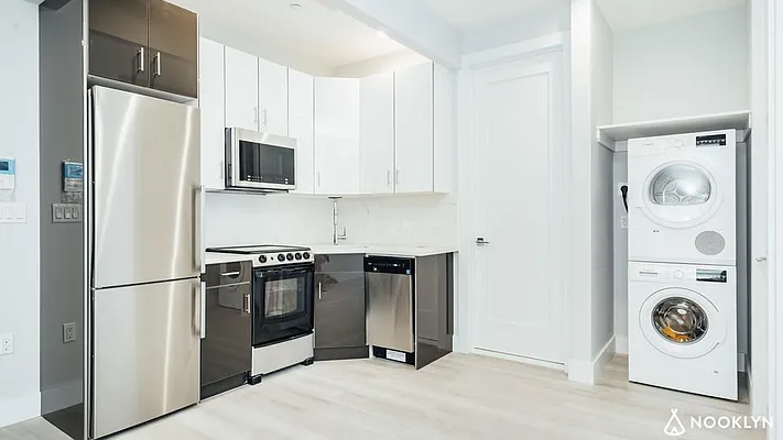 Rented by Nooklyn NYC LLC | media 16