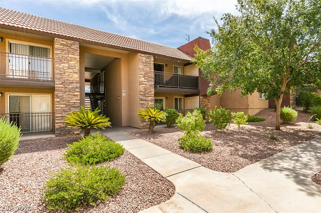 1 bed, 1.0 bath, 700 sqft, $1,150 — Photo 2