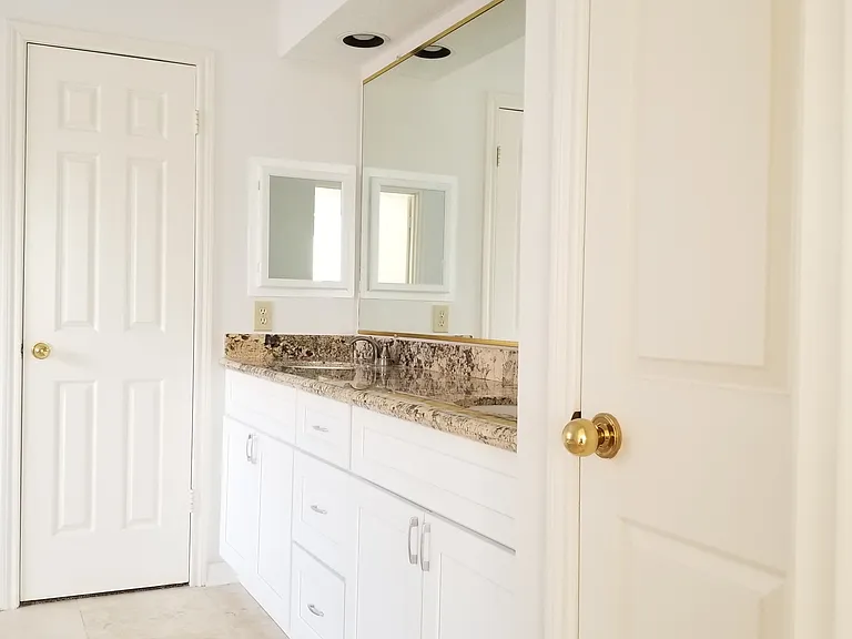 4622 Grand Cayman Dr — Photo 13