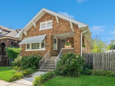1013 Circle Ave, Forest Park, IL, 60130