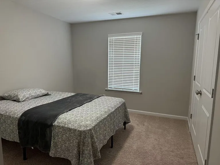 218 Harvest Glen Ln — Photo 6