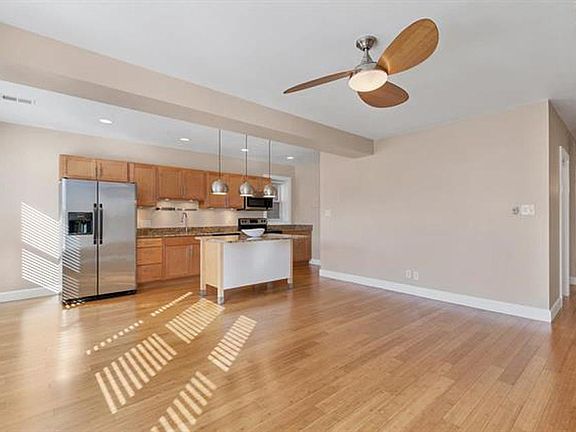 2nd image of 4220 McPherson Ave APT 104